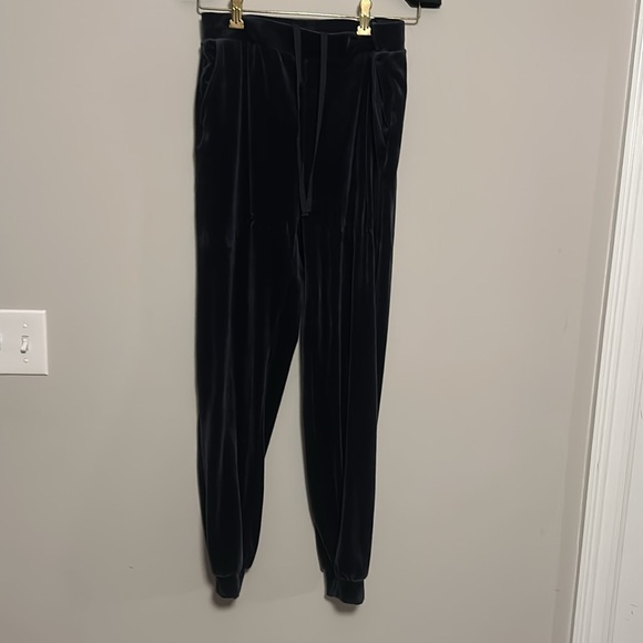 Uniqlo Tracksuit - Picture 3 of 3